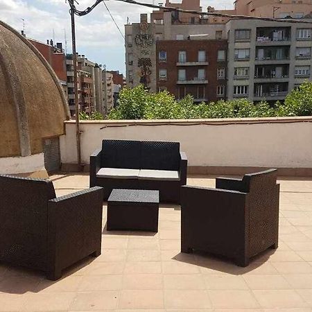 New Top Floor Apt With A Lot Of Light & Aircon Херона Екстериор снимка